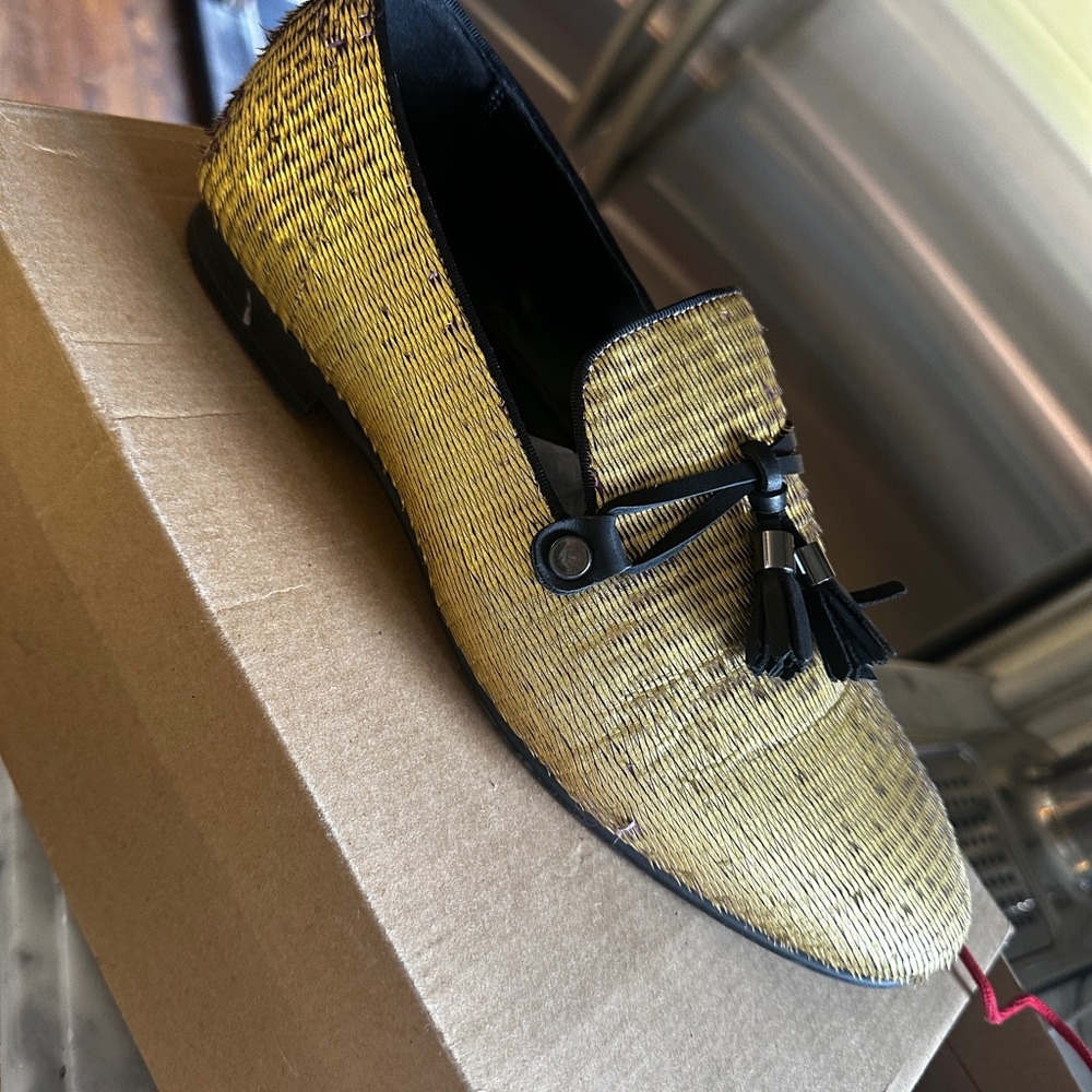 Aldo Gold Loafers with Woven Texture and Tassel Detail - Picture 3 of 6
